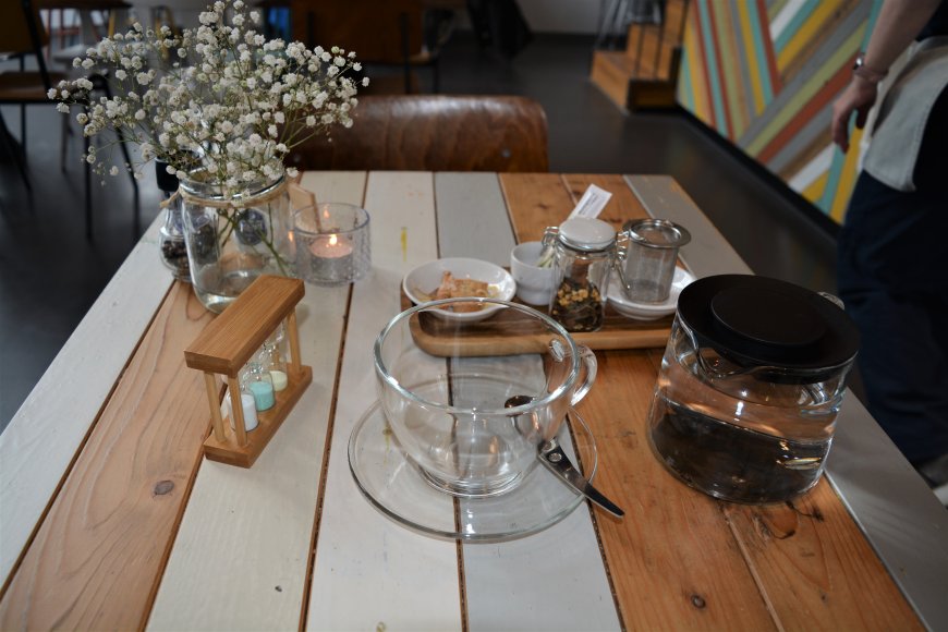 EEHT SpecialTEA.jpg EEHT SpecialTEA.jpg